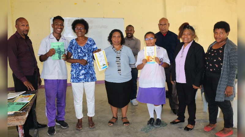 STUDENTS ENCOURAGED TO READ BOOKS TO KNOW THEIR RIGHTS