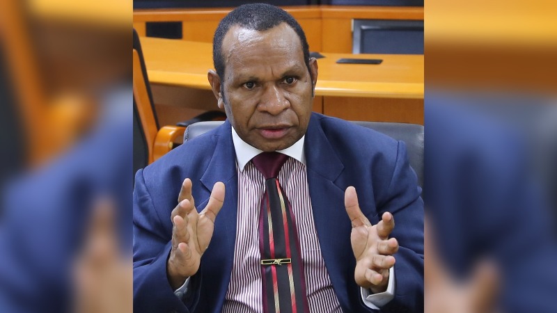 PNG HONOURS SYSTEM HIJACKED, CLAIMS NAMAH
