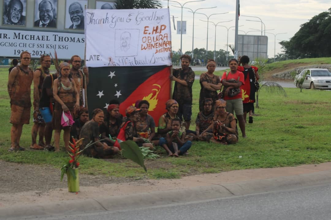 EMOTIONAL GOODBYES FOR GRAND CHIEF SIR MICHAEL AS HE DEPARTS FOR HOME