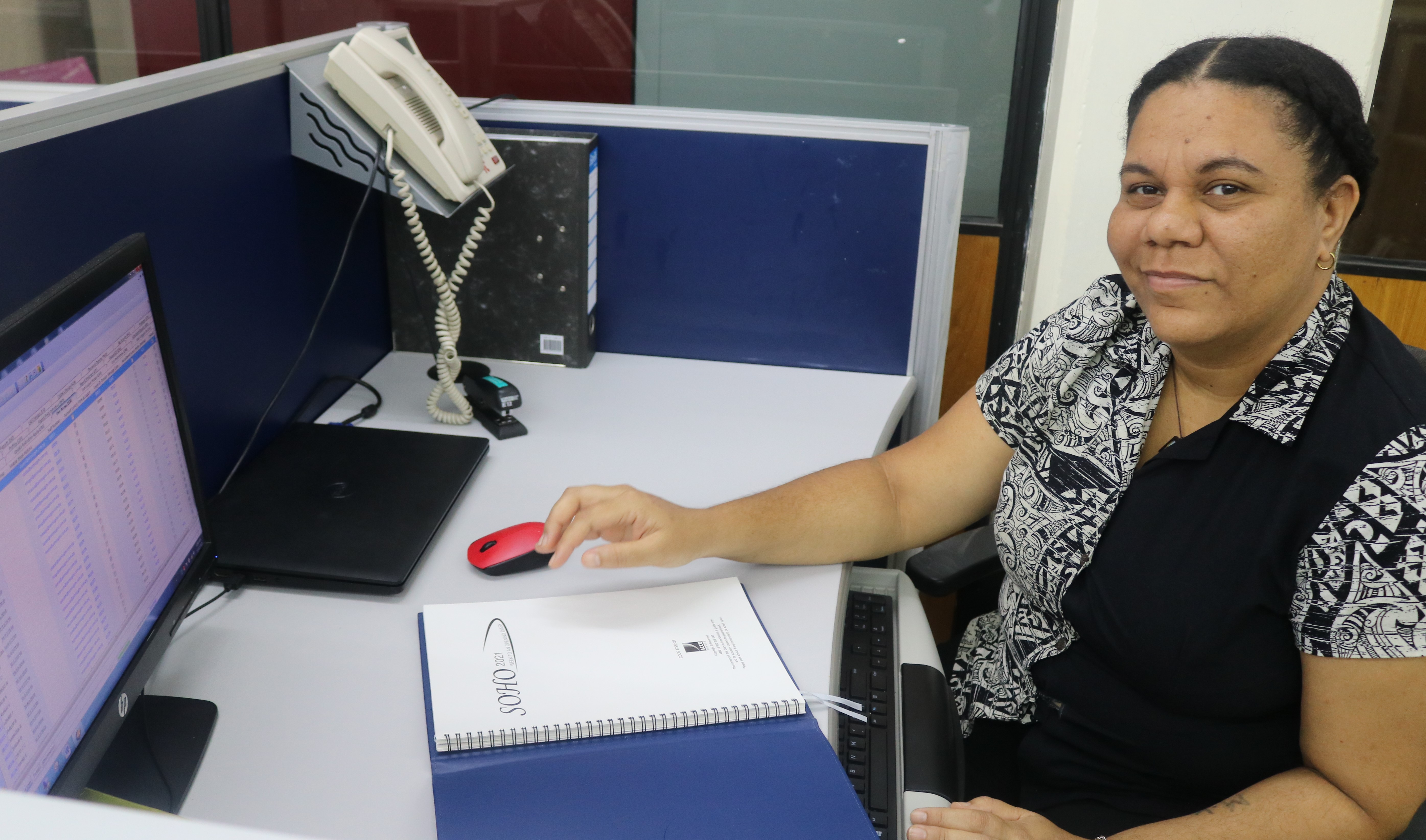 AIR NIUGINI FEMALE STAFF ATTAINS MASTERS IN INFORMATION TECHNOLOGY