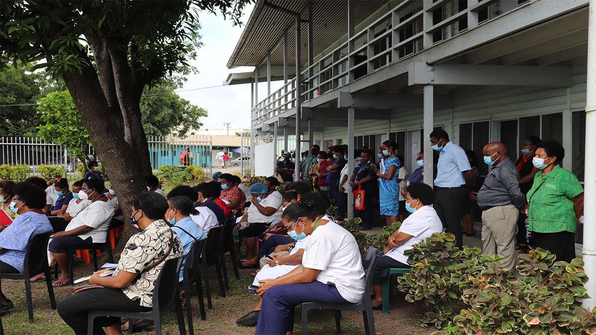 POM GEN STAFF HESITANT TOWARDS VACCINE