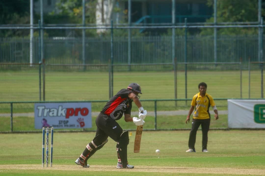 ISUZU BLACK UNDEFEATED