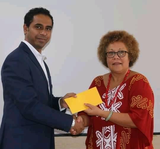 PNGFDW RECEIVE DONATIONS FROM PHA