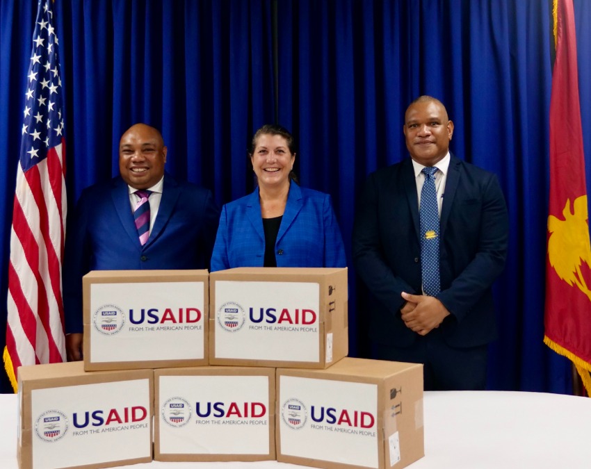 AMBASSADOR MCKEE PRESENTS GENEXPERT CARTRIDGES  TO PNG GOVERNMENT TO ENHANCE COVID TESTING