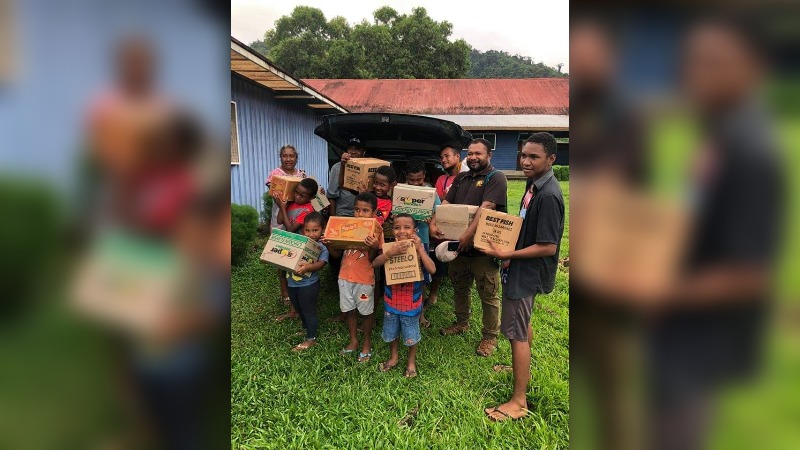 ALOTAU COMMUNITY RALLIES BEHIND SCHOOL