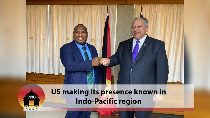 US SECRETARY OF NAVY VISIT PNG