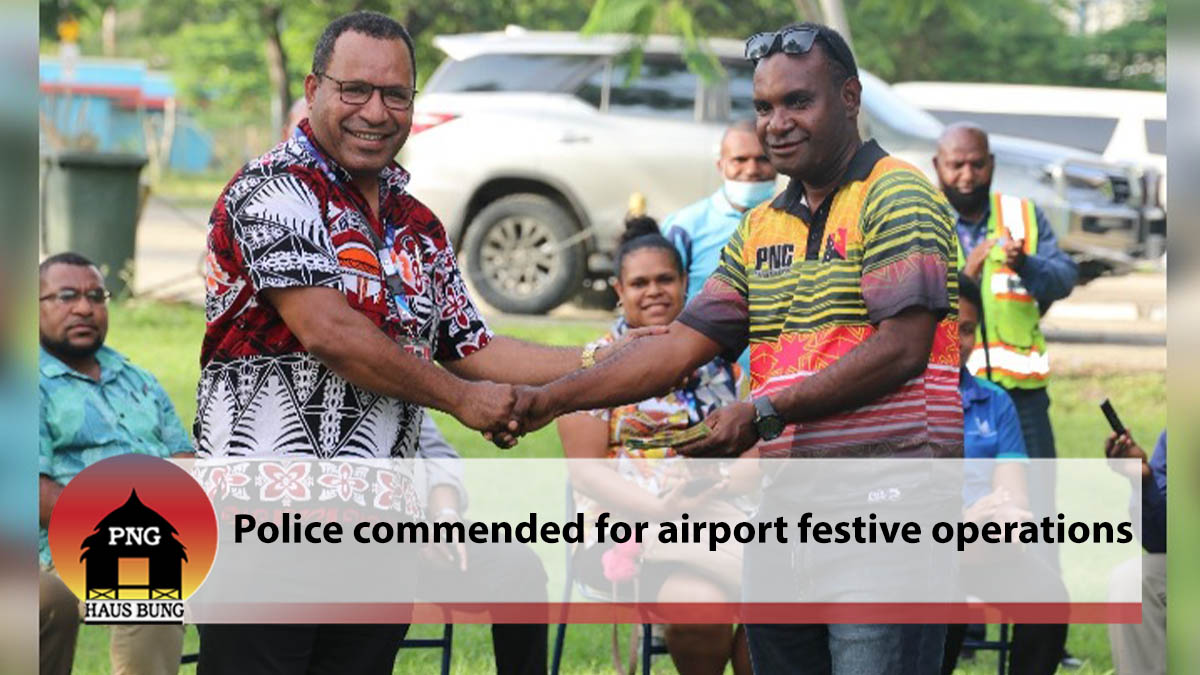 POLICE COMMENDED FOR AIRPORT FESTIVE OPERATIONS
