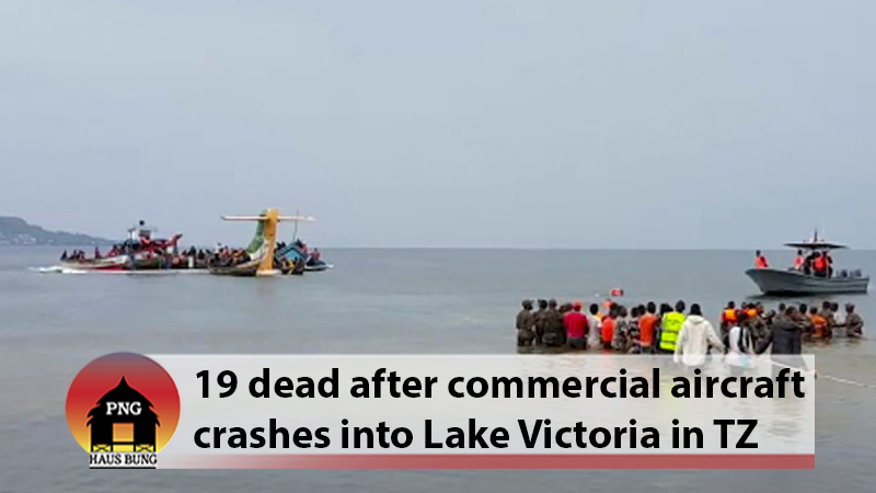 TANZANIAN AIRLINER CRASH LANDS IN LAKE
