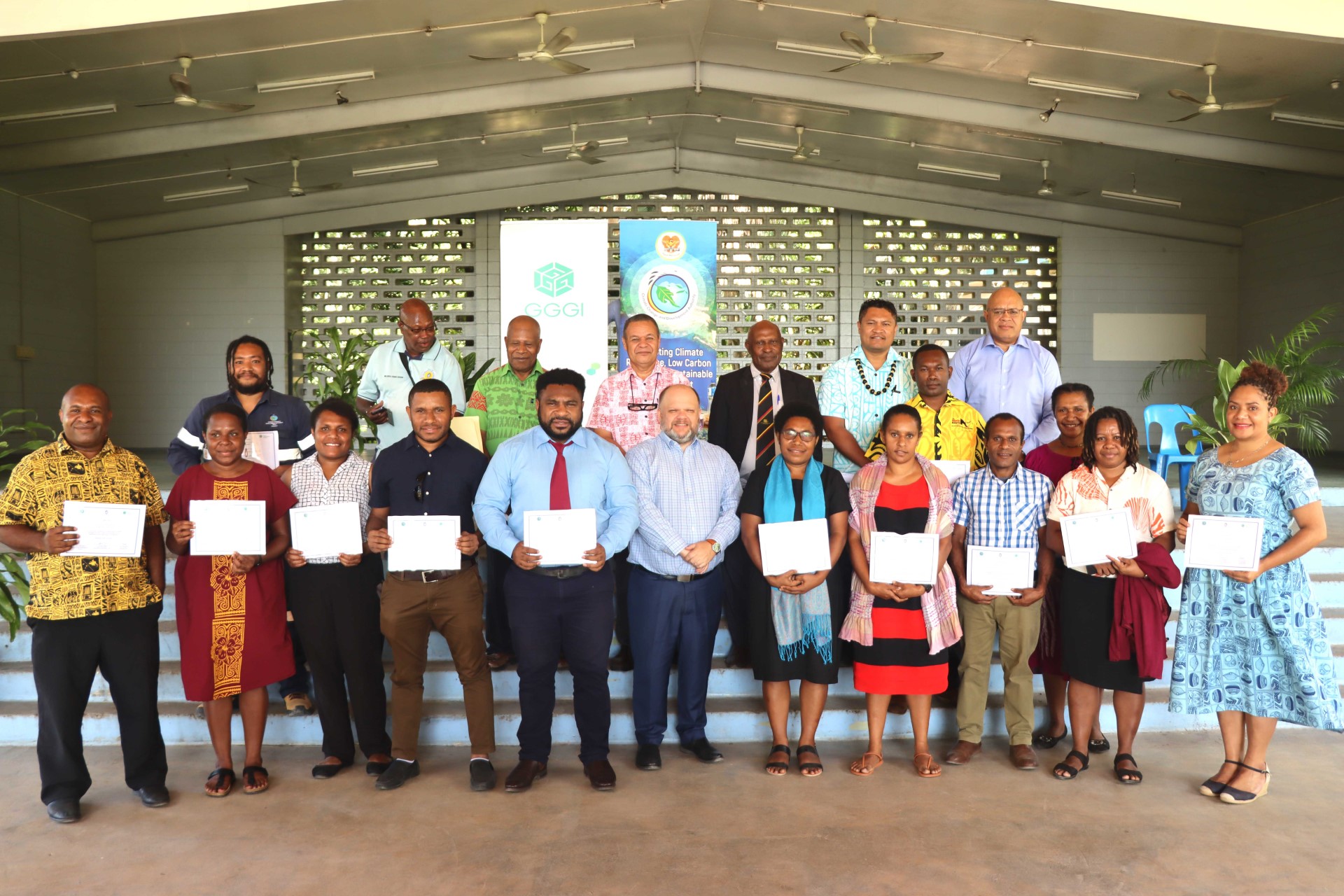 19 OFFICIALS CERTIFIED IN PROJECTS MANAGEMENT