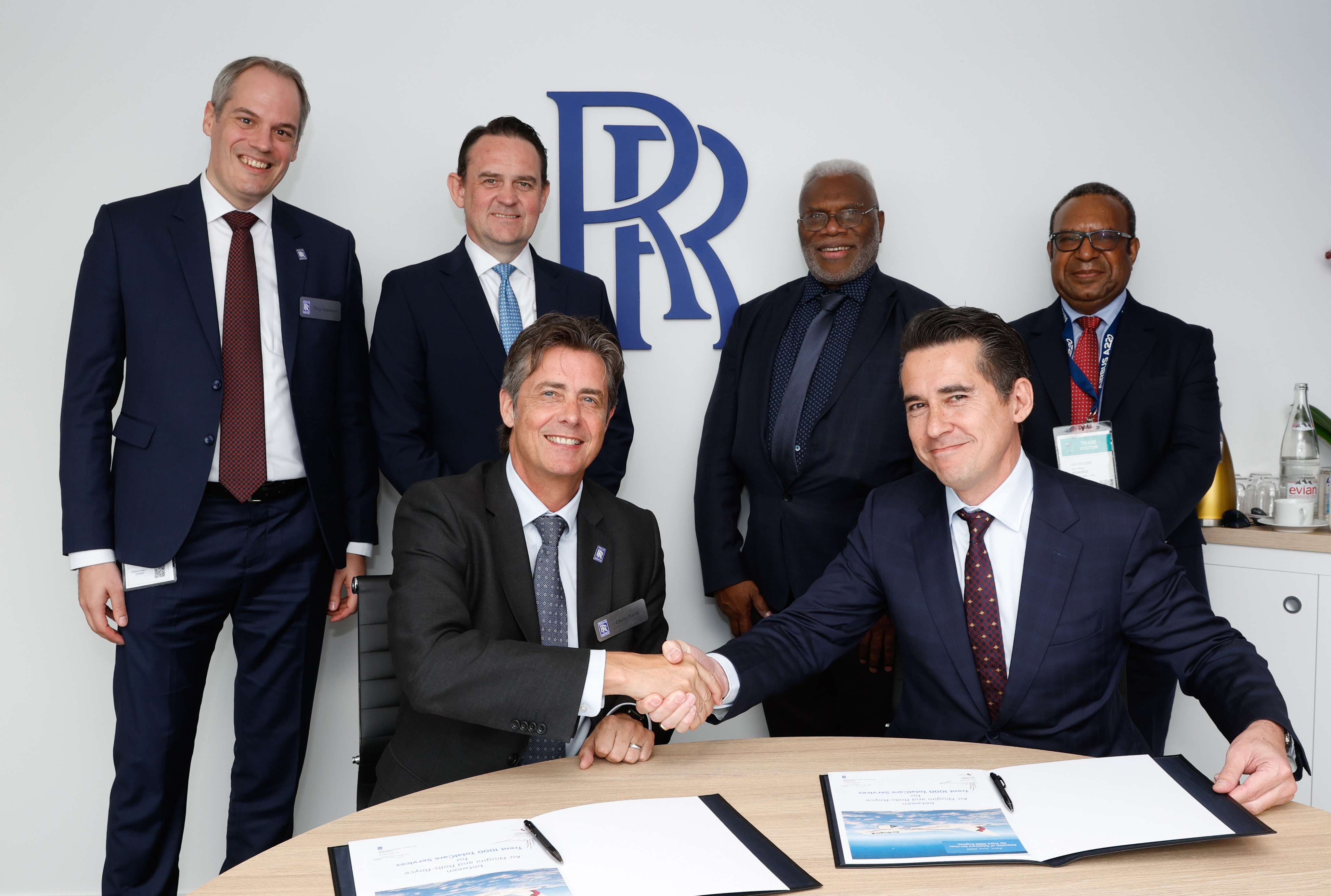 AIR NIUGINI SELECTS ROLLS ROYCE ENGINE FOR DREAMLINERS