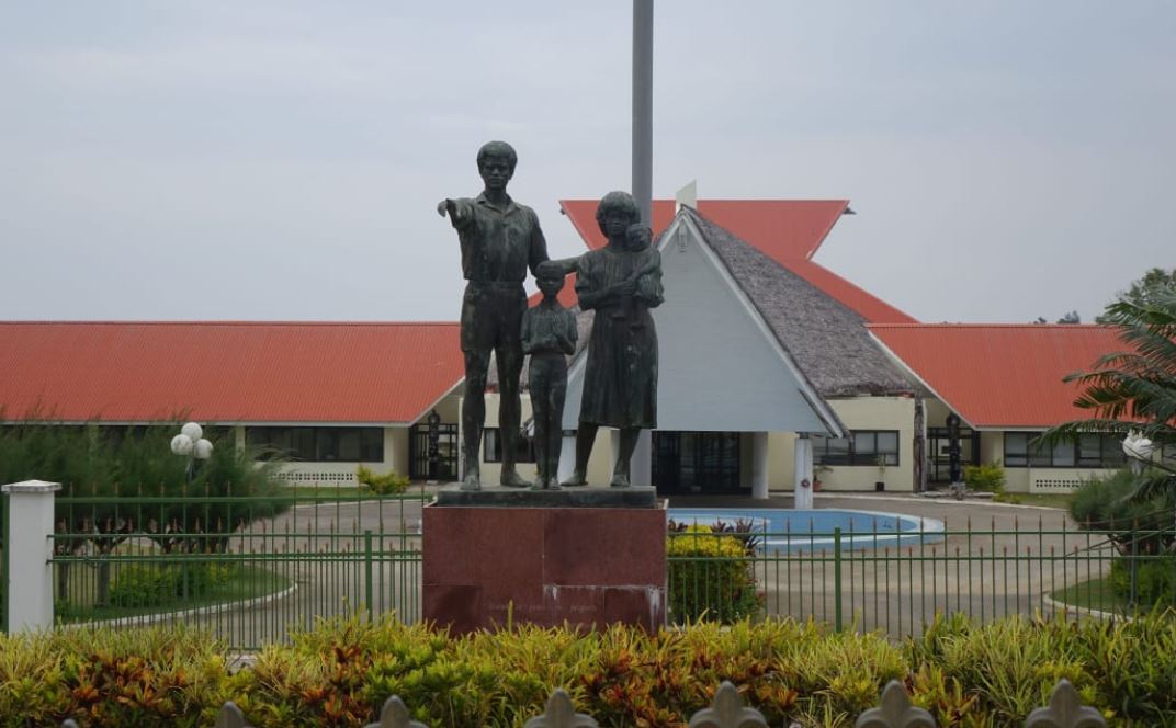 MPs MEET ON WEDNESDAY TO TRY TO RESOLVE VANUATU'S POLITICAL CRISIS