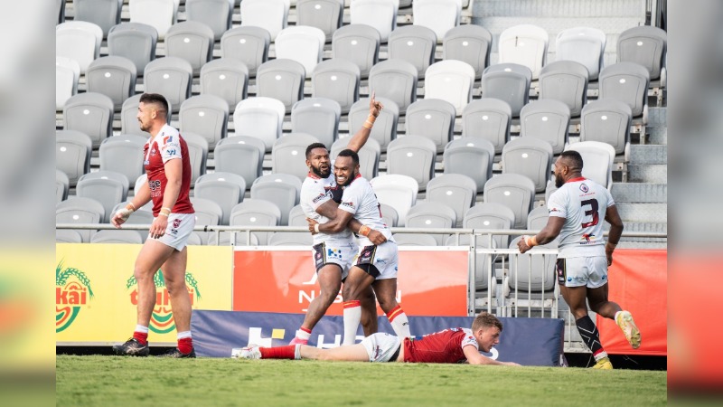 HUNTERS DEFEAT 4TH PLACE REDCLIFF DOLPHINS