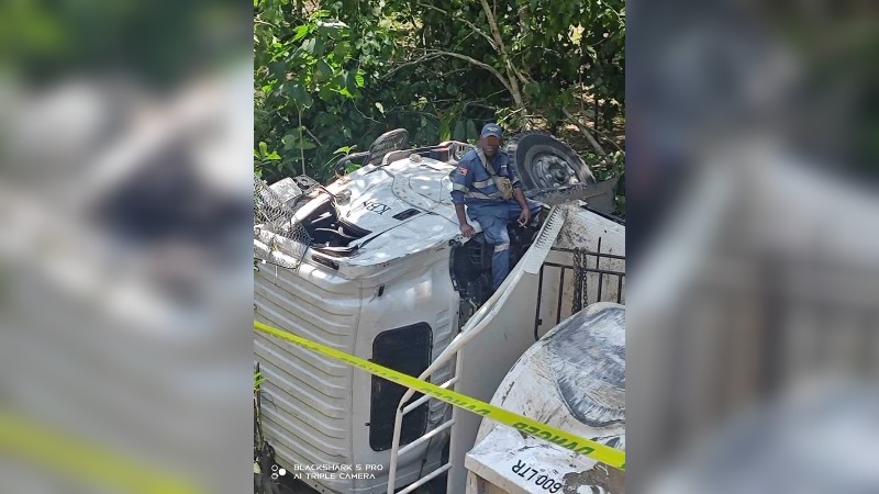 TANKER ACCIDENT ALONG RAMU MADANG HIGHWAY
