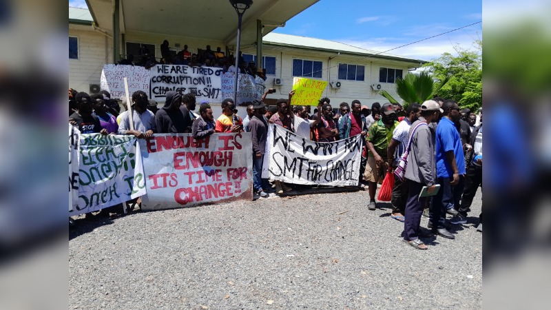 UNRE STUDENTS PROTEST DUE UNRESOLVED ISSUES