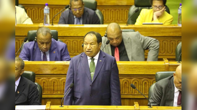 PM HAPPY WITH PERFORMCE OF SOEs SO FAR