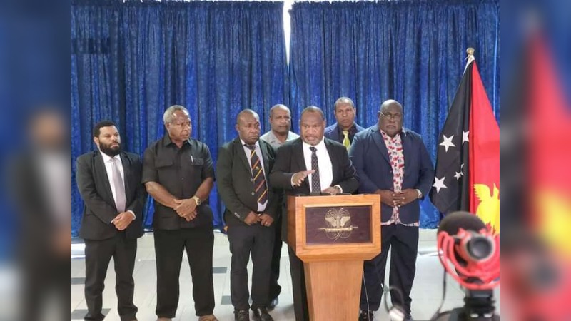 PMJM TO ANNOUNCE CABINET RESTRUCTURE