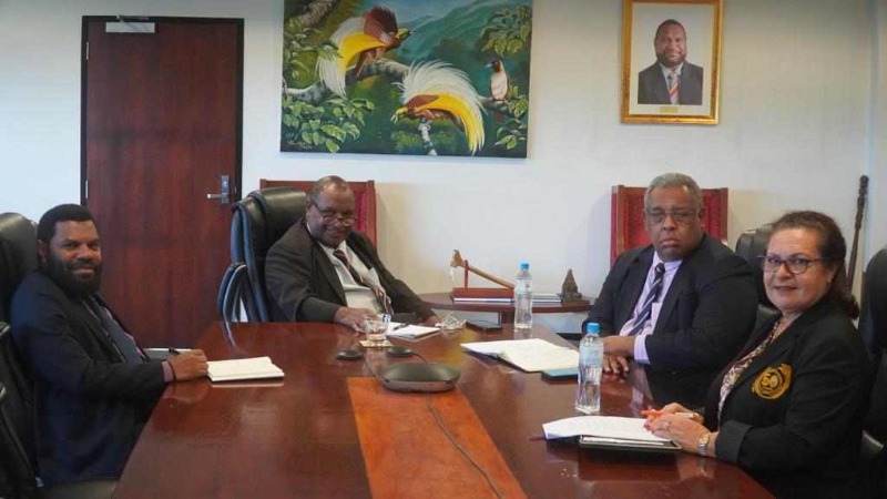 1ST FEMALE GOVERNOR FOR THE BANK OF PNG