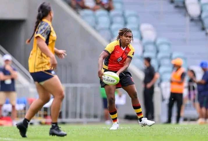 PETERS ENCOURAGE THE NEXT GENERATION OF RUGBY PLAYERS