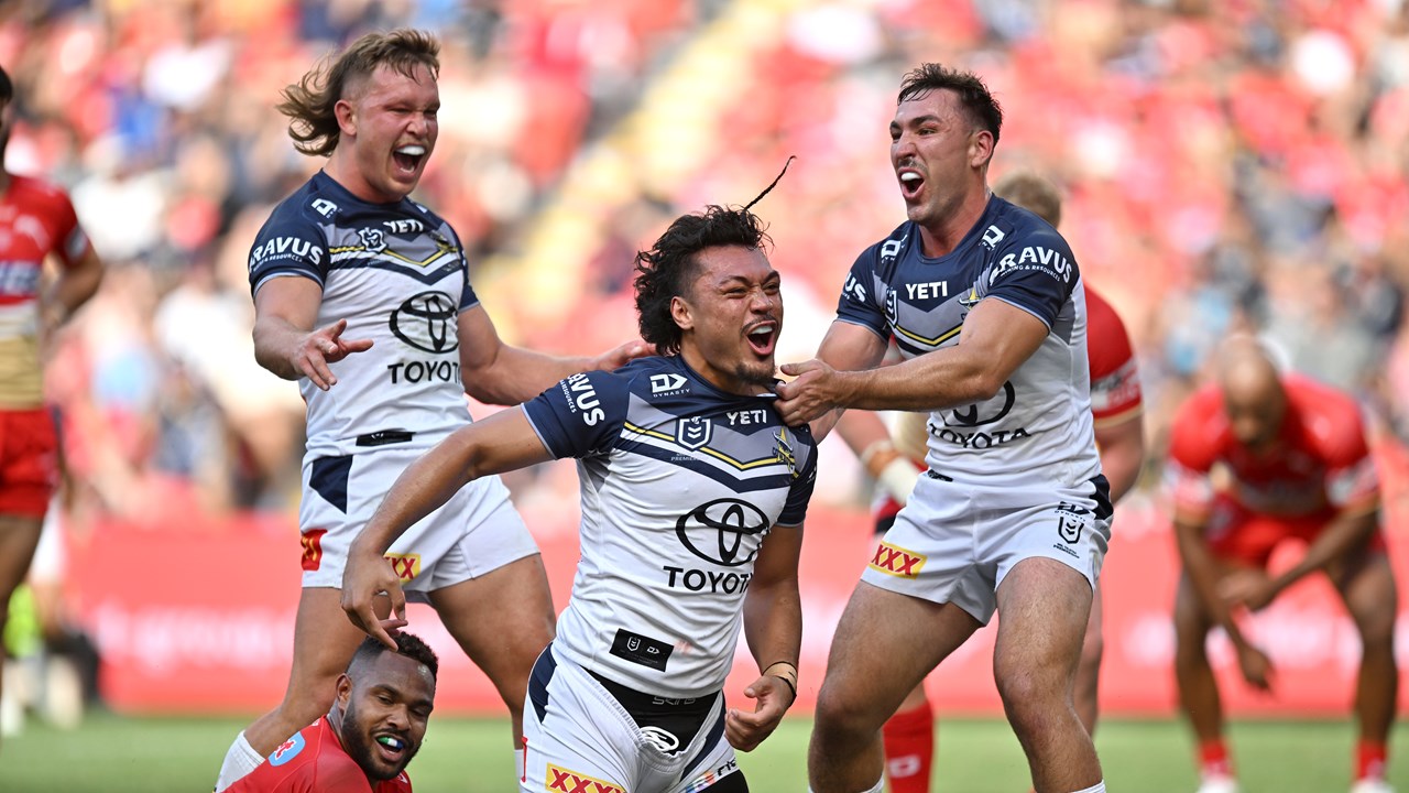 COWBOYS ENTERTAIN IN DOMINANT WIN OVER DOLPHINS