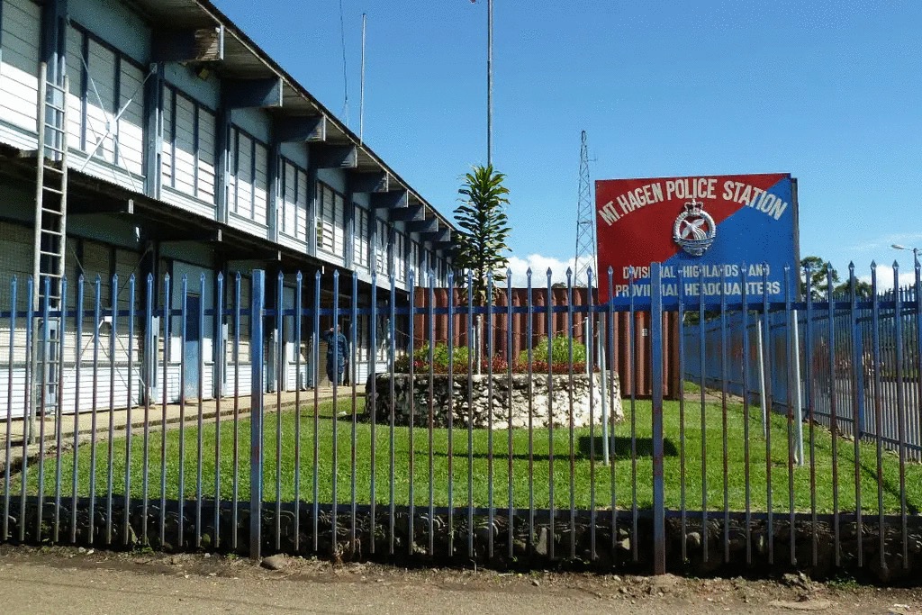 WHP POLICE ARREST SUSPECTS FOR COUNTERFEIT CIGARETTES