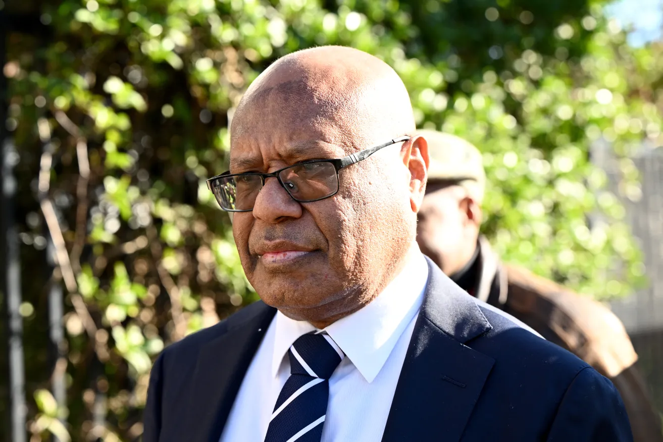 COURT ORDERS POLITICIAN TO KEEP HIS DISTANCE