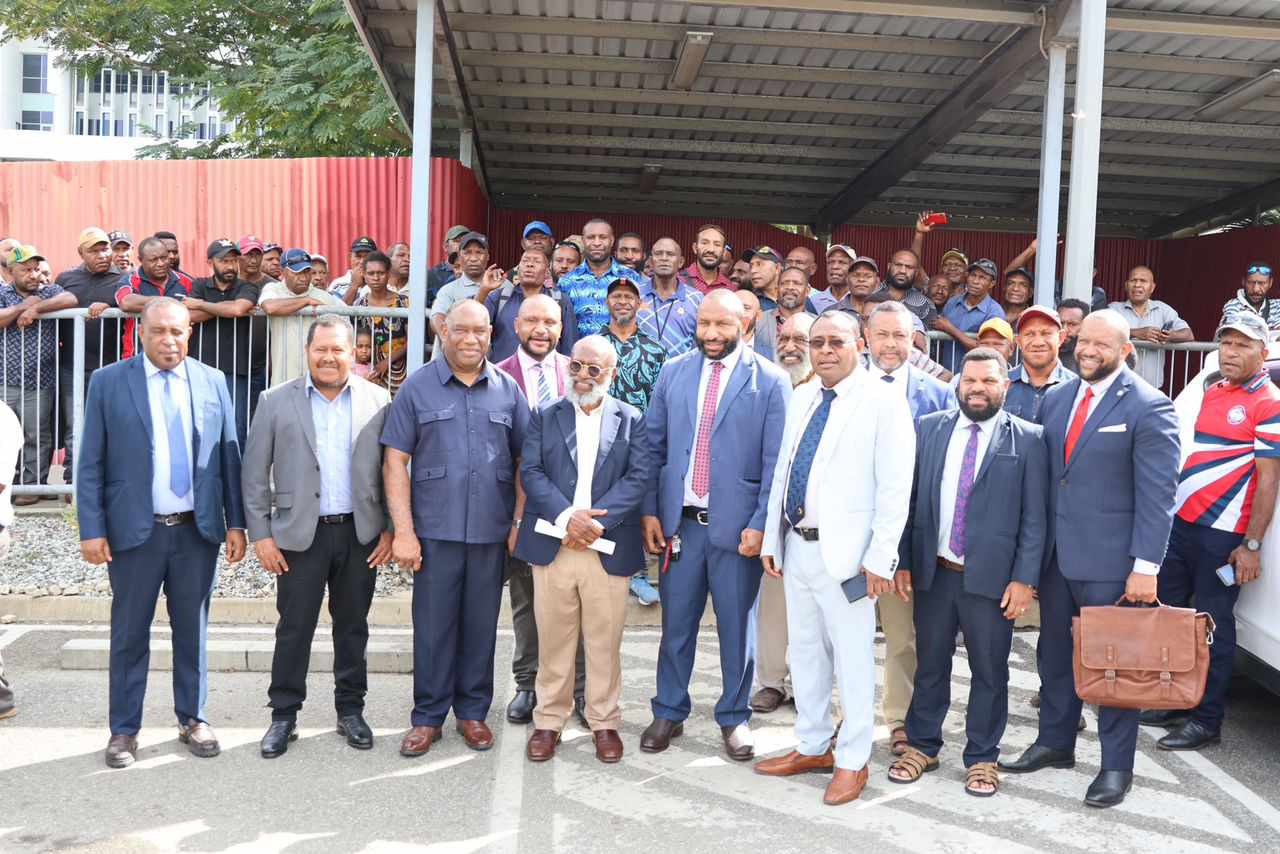 OPPOSITION LEADER REMAINS COMMITTED TO COURT PROCESS