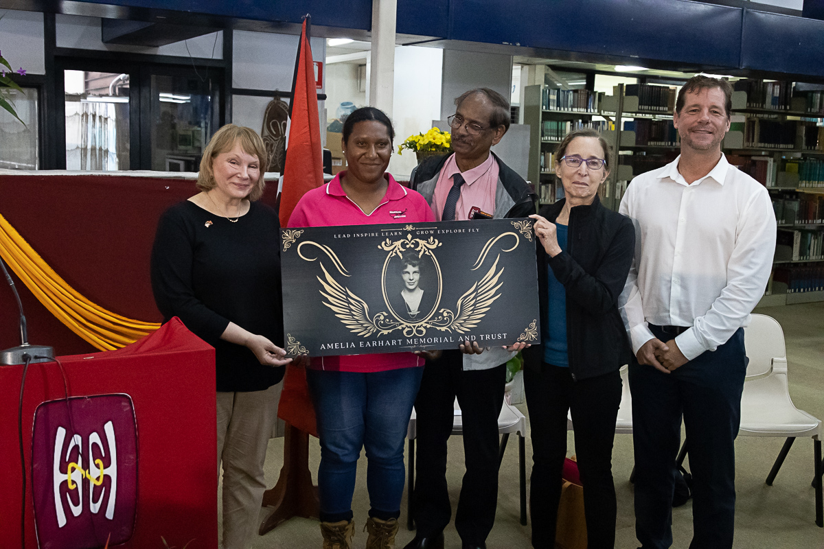 U.S. AWARDS AMELIA EARHART SCHOLARSHIP TO FEMALE PILOT