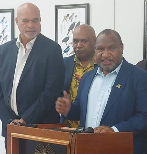 YALU BRIDGE WORK AND WET CROSSING ON TRACK | ROSSO