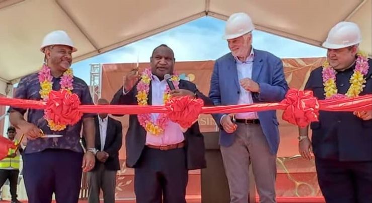 SATELLITE CASINO TARGETED AT TOURISTS & A CERTAIN CLASS| PM