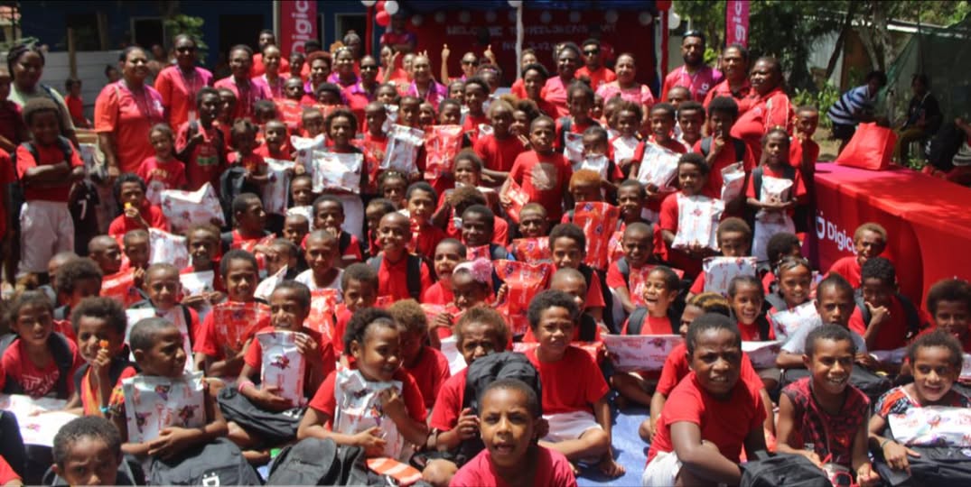 DIGICEL SHARES CHRISTMAS WITH LIGHT BEARERS EARLY CHILDHOOD LEARNING CENTER