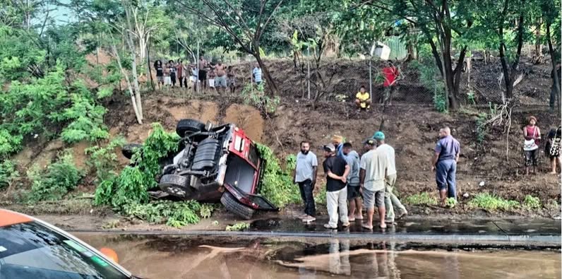 PASSENGERS SURVIVE VEHICLE CRASH