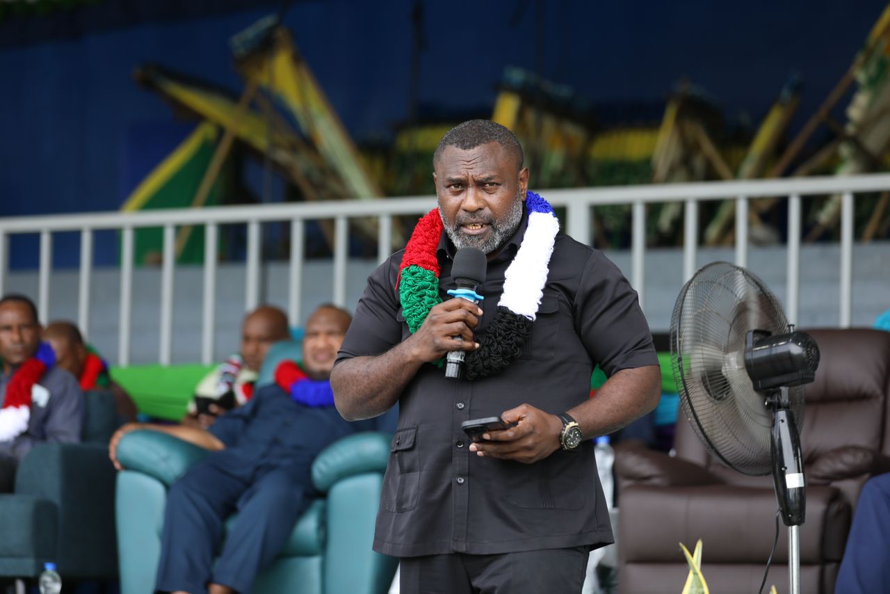 POLICE MINISTER LAUDS COMMUNITY BEHAVIOUR OVER FESTIVE SEASON
