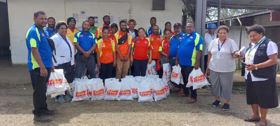 PARADISE FOODS BRINGS SMILES TO SICK KIDS