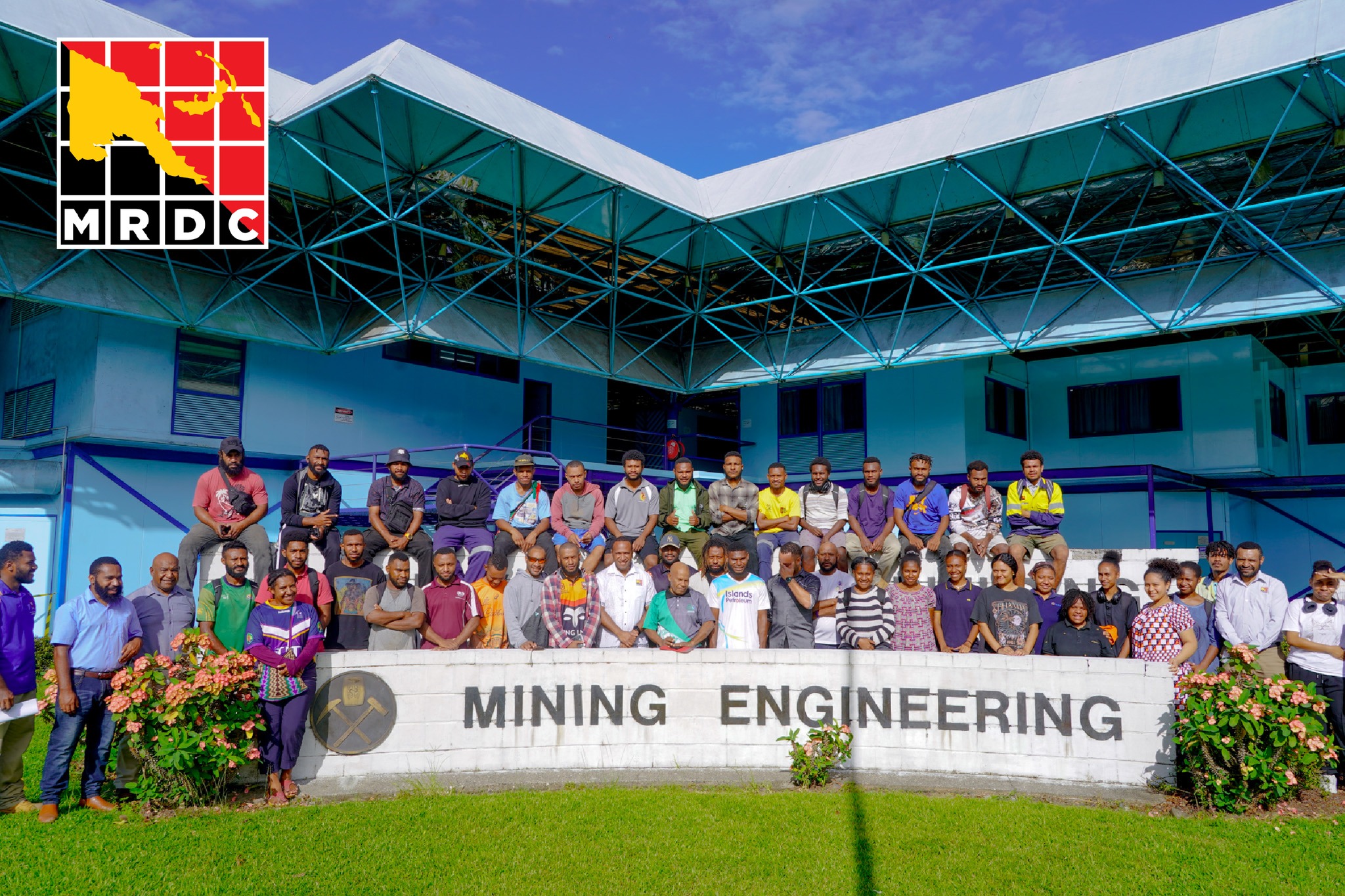 MRDC DONATES CUTTING-EDGE TNAVIGATOR SOFTWARE TO UPNG & UOT