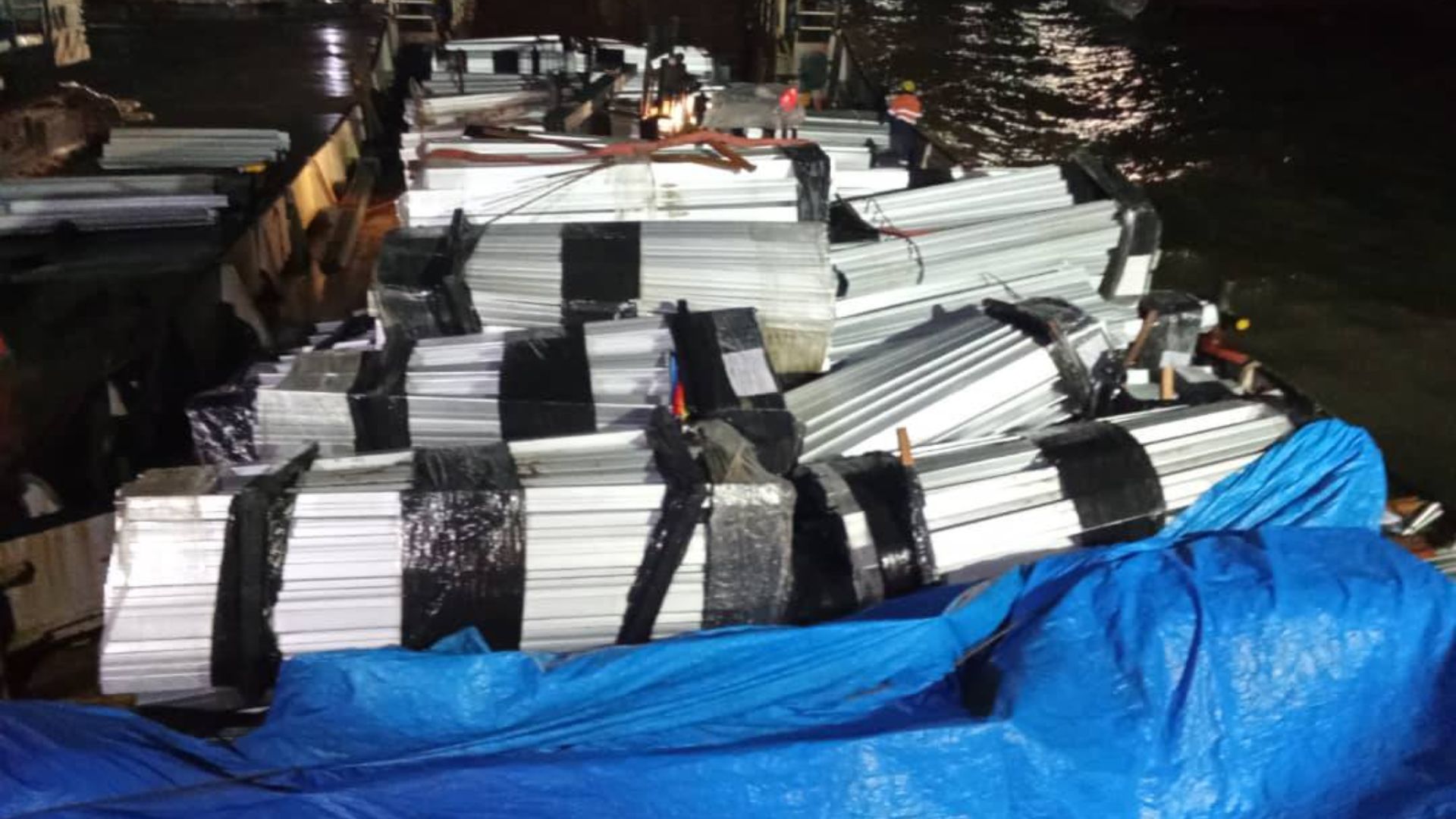 VITAL BUILDING MATERIALS DELIVERED TO HUON GULF