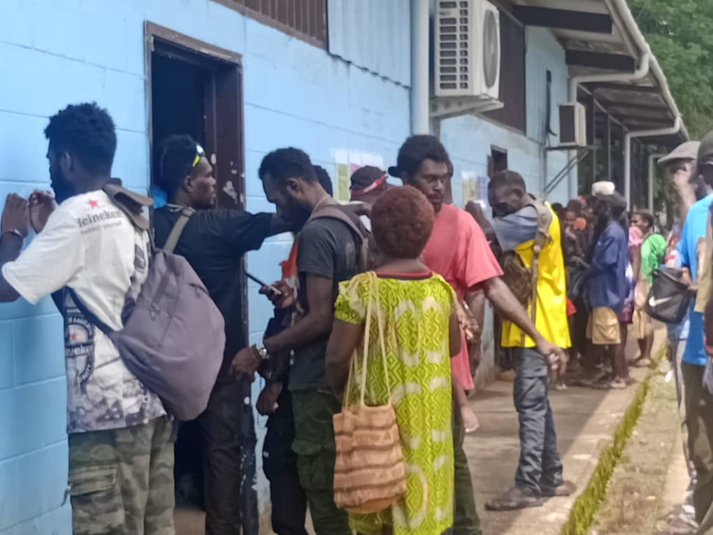 SOME DISAPPOINTMENTS AT BOUGAINVILLE POLLING IN LAE CITY