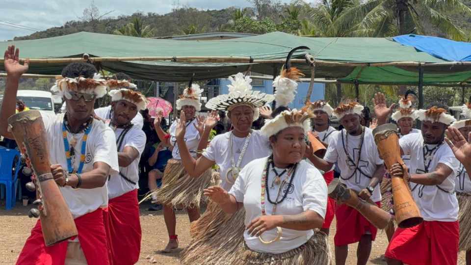 GABAGABA VILLAGE IN CENTRAL PROVINCE RE-OPENS HISTORICAL TREKKING SITE