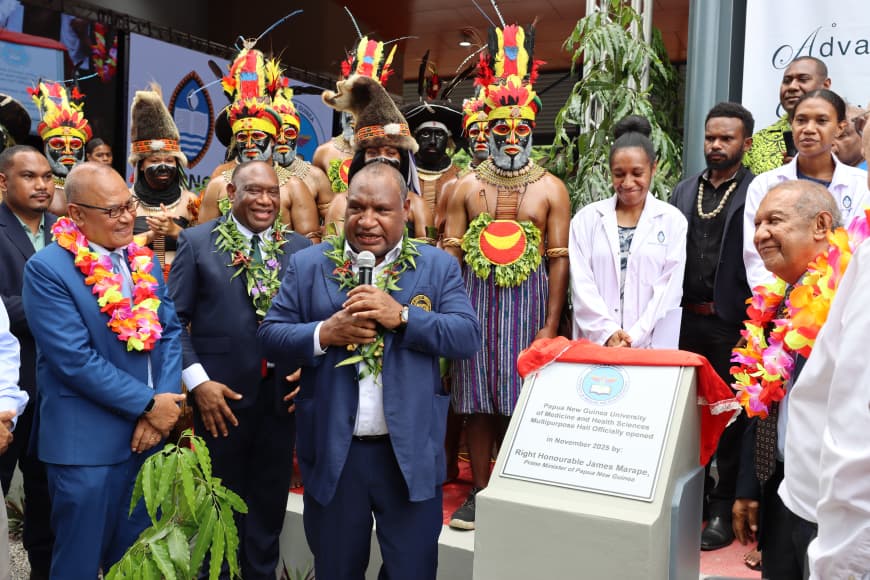 PM OPENS NEW MULTIPURPOSE HALL FOR MEDICAL SCHOOL