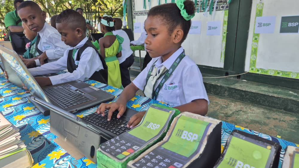 BSP GROUP CEO ATTENDS BBP GRADUATION AND LAUNCHES FINANCIAL LITERACY GUIDE