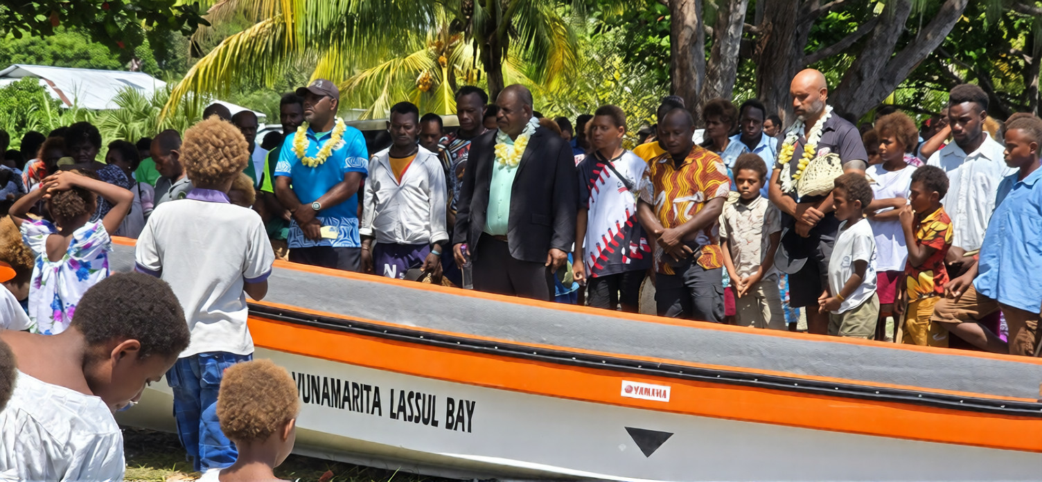 ENB GOVERNOR CONTINUES SUPPORT OF SOGAR COORPERATIVE SOCIETY