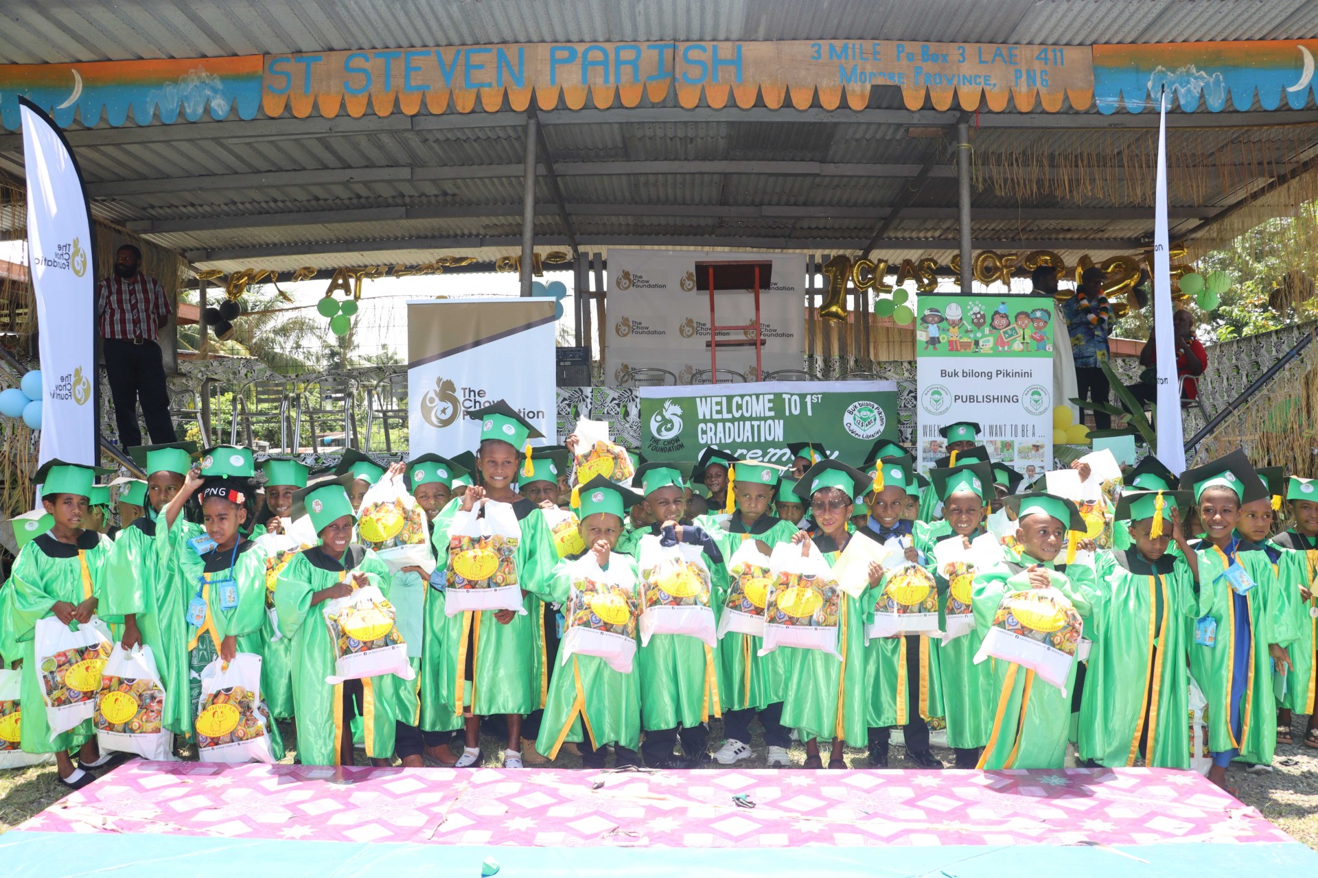 AUSTRALIA SUPPORTS BBP ST STEVEN LIBRARY LEARNING CENTRE IN LAE