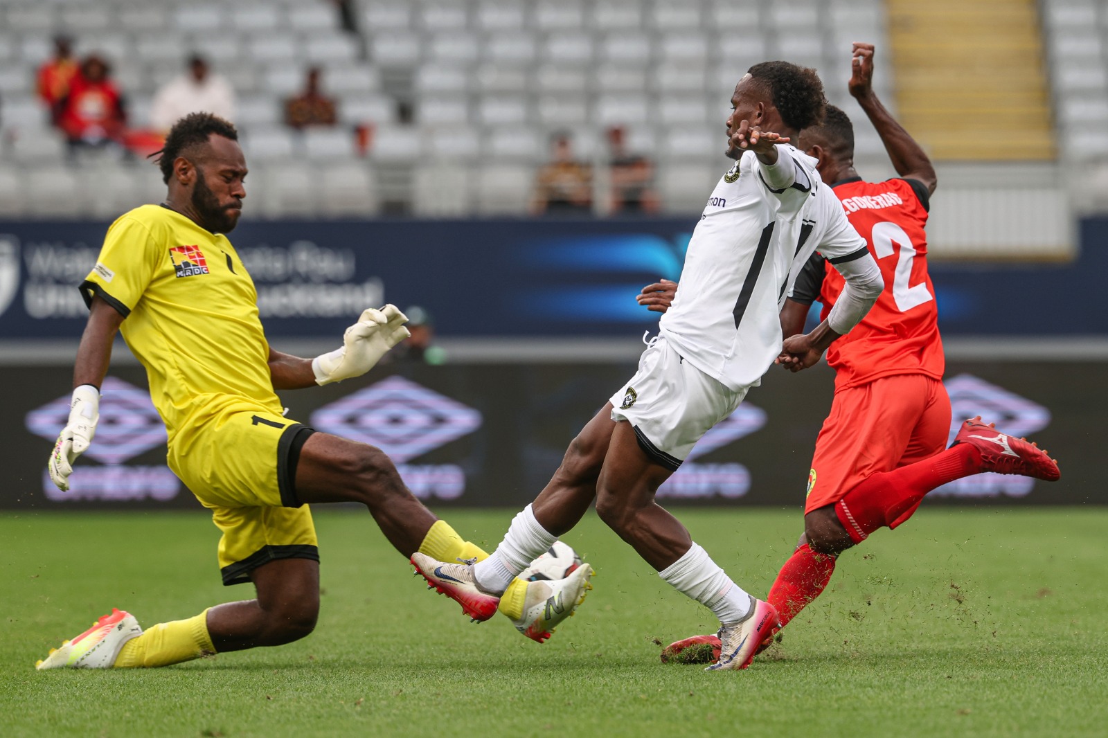 PNG HEKARI FC GOES DOWN TO SOLOMON KINGS IN OFC PRO LEAGUE