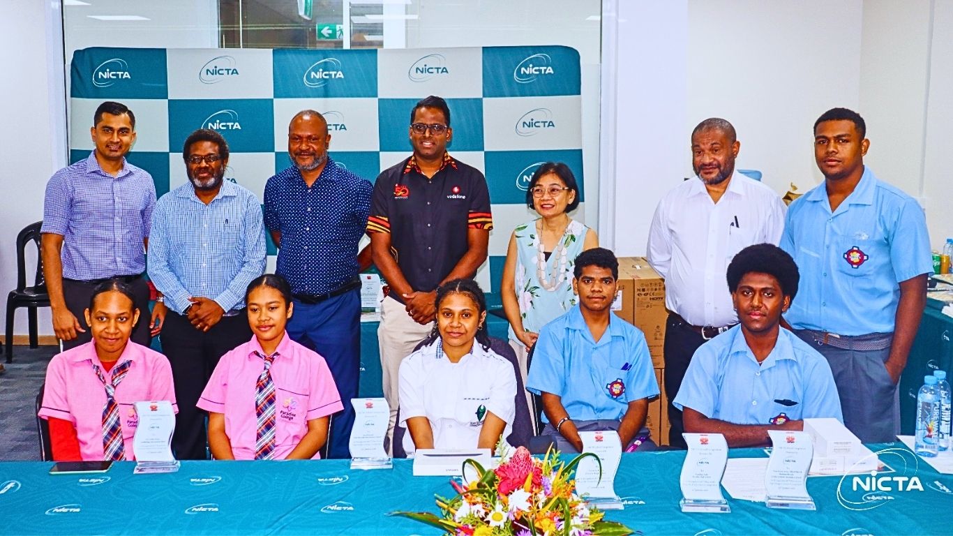 PARADISE HIGH & JUBILEE SECONDARY CROWNED WINNERS OF PNG@50 SCHOOLS TECH COMP