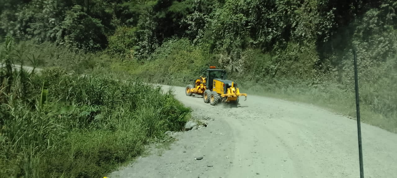 ROAD MAINTENANCE RECOMMENCES IN BULOLO