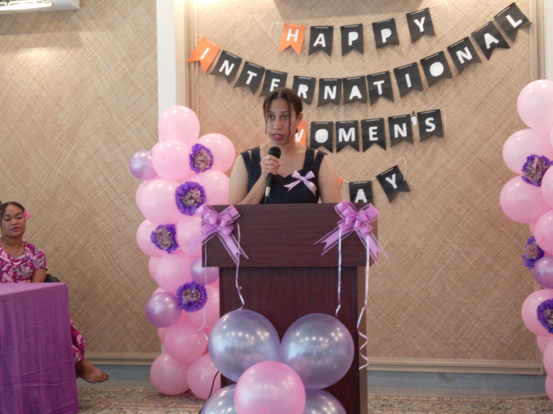 BAHÁ’Í COMMUNITY HOSTS DIALOGUE AHEAD OF INTERNATIONAL WOMEN’S DAY