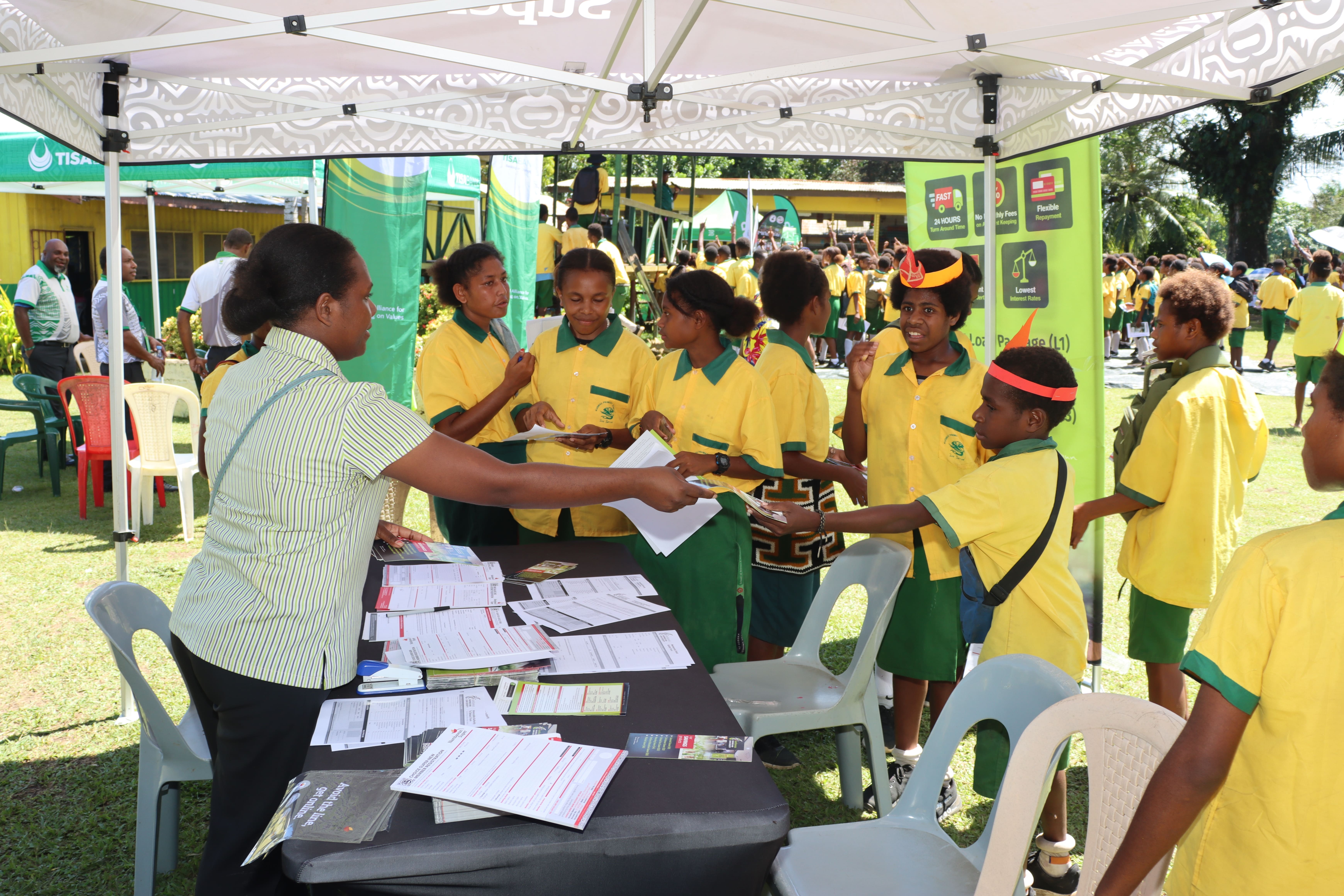 MORE THAN 1, 000 MADANG STUDENTS GET FINANCIAL LITERACY TRAINING