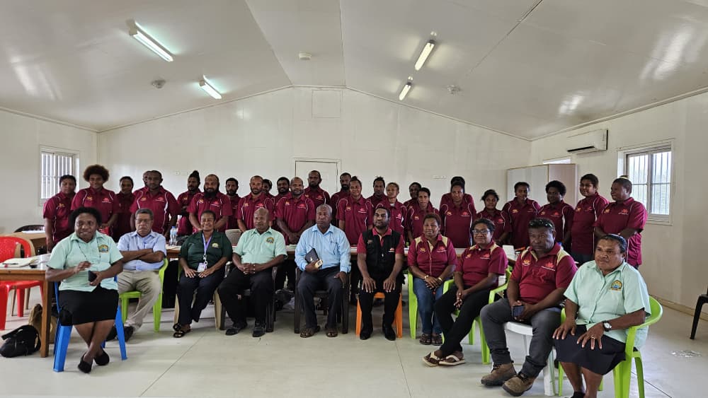NVS INDUCTS 22 COMMUNITY HEALTH WORKER VOLUNTEERS IN MANUS 