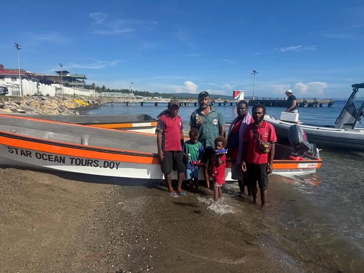 ENB GOVERNOR SUPPORTS DOY TOURISM OPERATOR WITH NEW OUTBOARD MOTOR