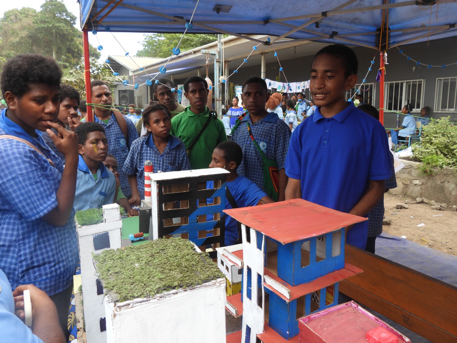 PRIMARY STUDENTS SHINE AT MINI SCIENCE FAIR DESPITE LACK OF FACILITIES