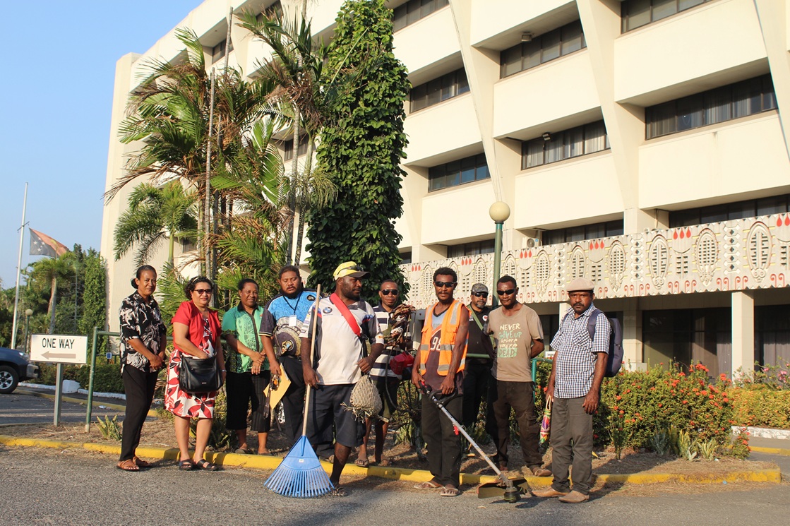 WNB YOUTHS SHOW GRATITUDE BY CLEANING AROUND MORAUTA HAUS